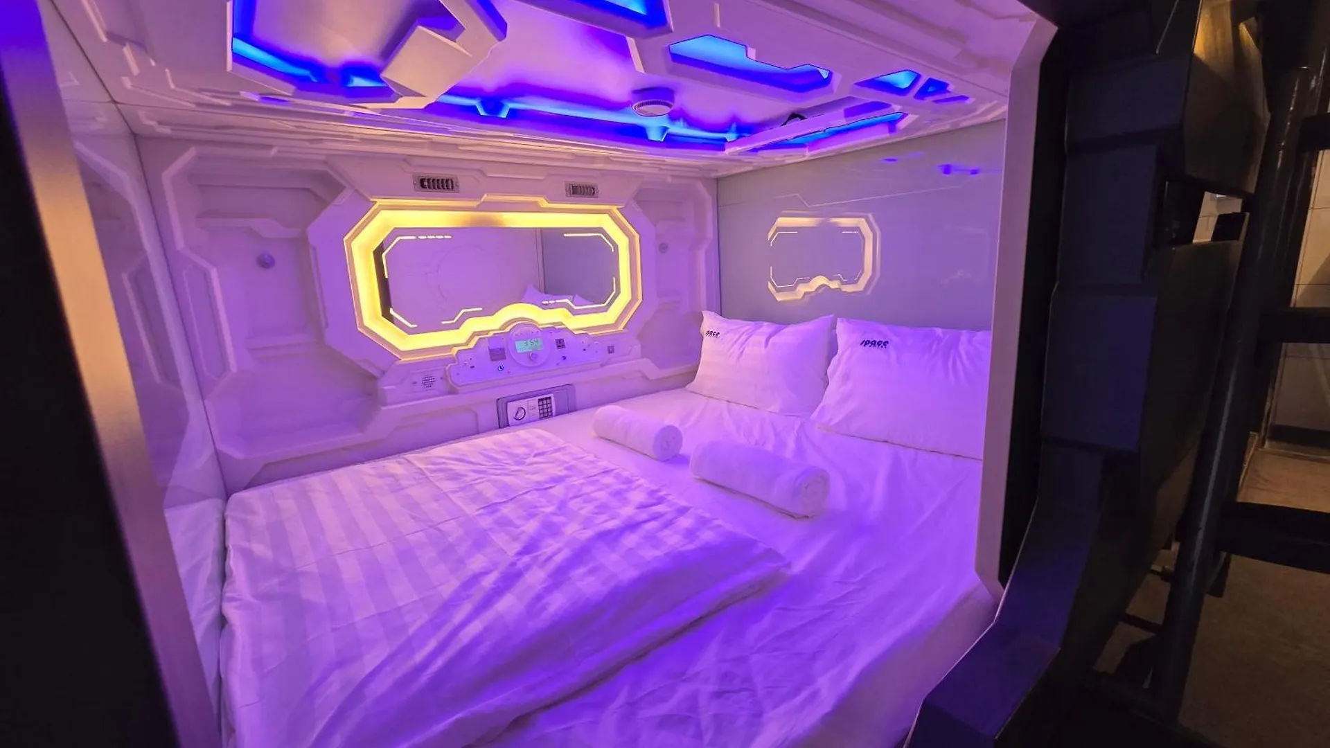 カプセルホテル Space Hotel Kl Sentral クアラルンプール